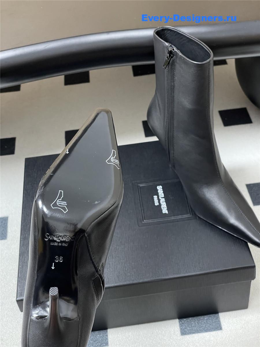 Sa1nt Lau*nt black zipper pointed-toe ankle boots