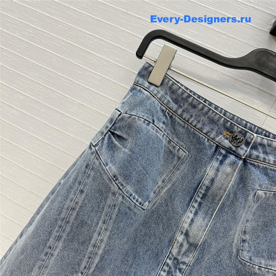 Ch**el coco bow blue denim skirt