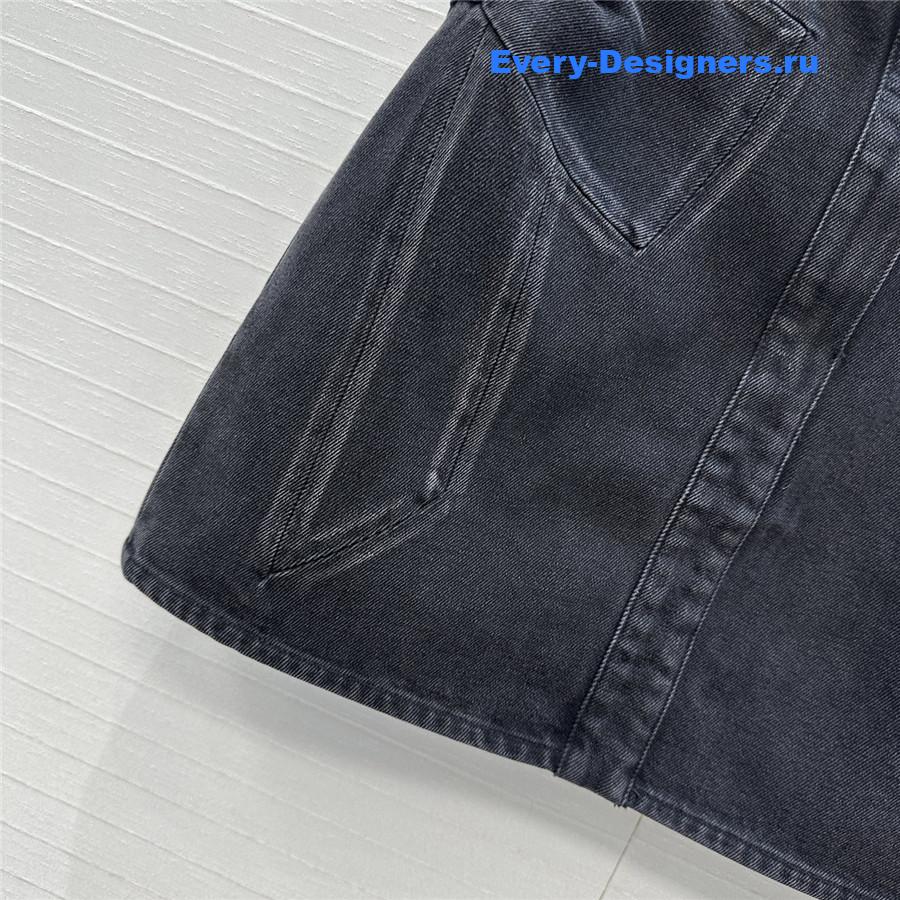 Ch**el coco bow dark gray denim skirt