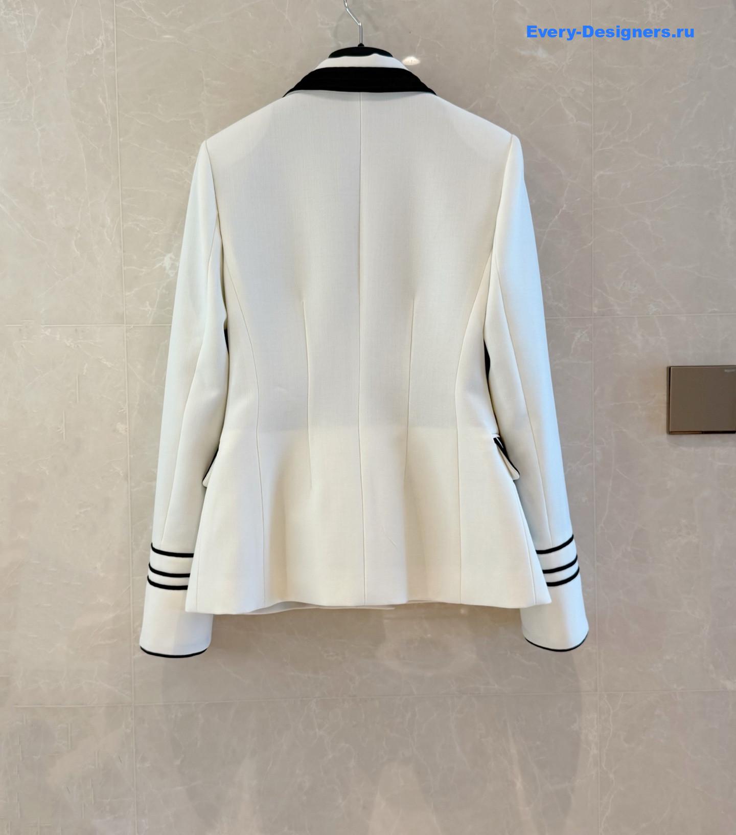 D10r ecru wool and mohair fitted jacket