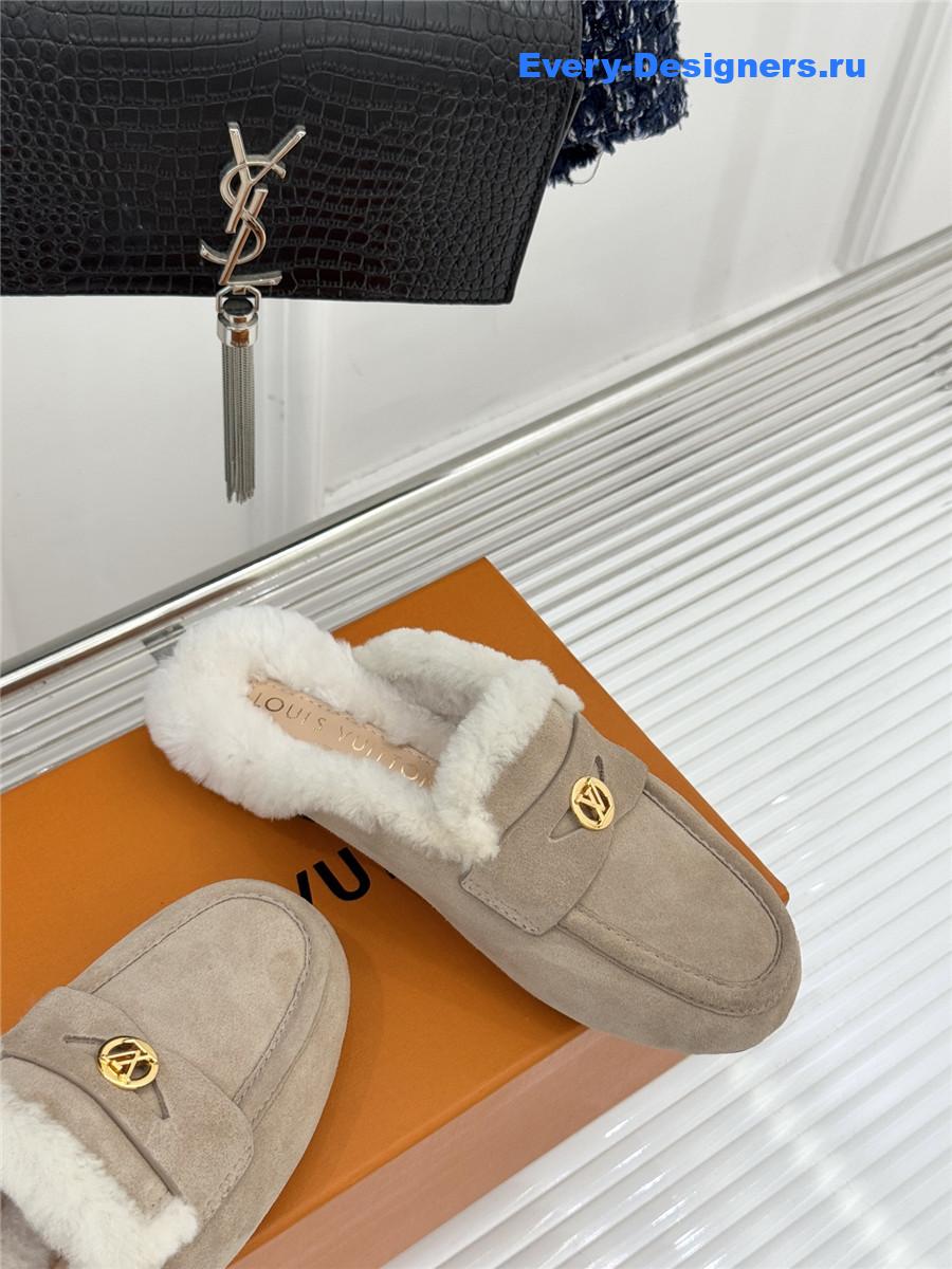 l0vis Vvtt0n beige soho open back loafer