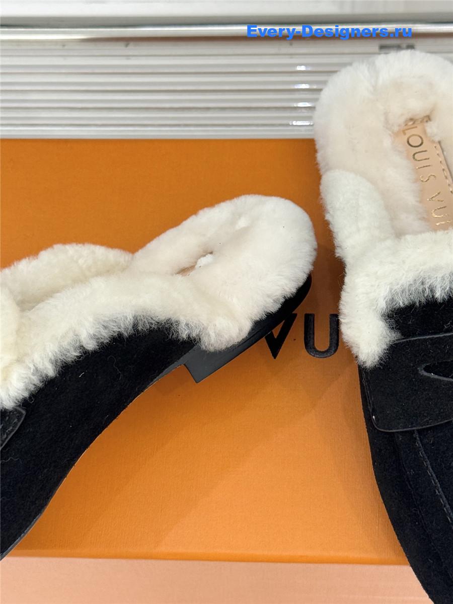 l0vis Vvtt0n black soho open back loafer