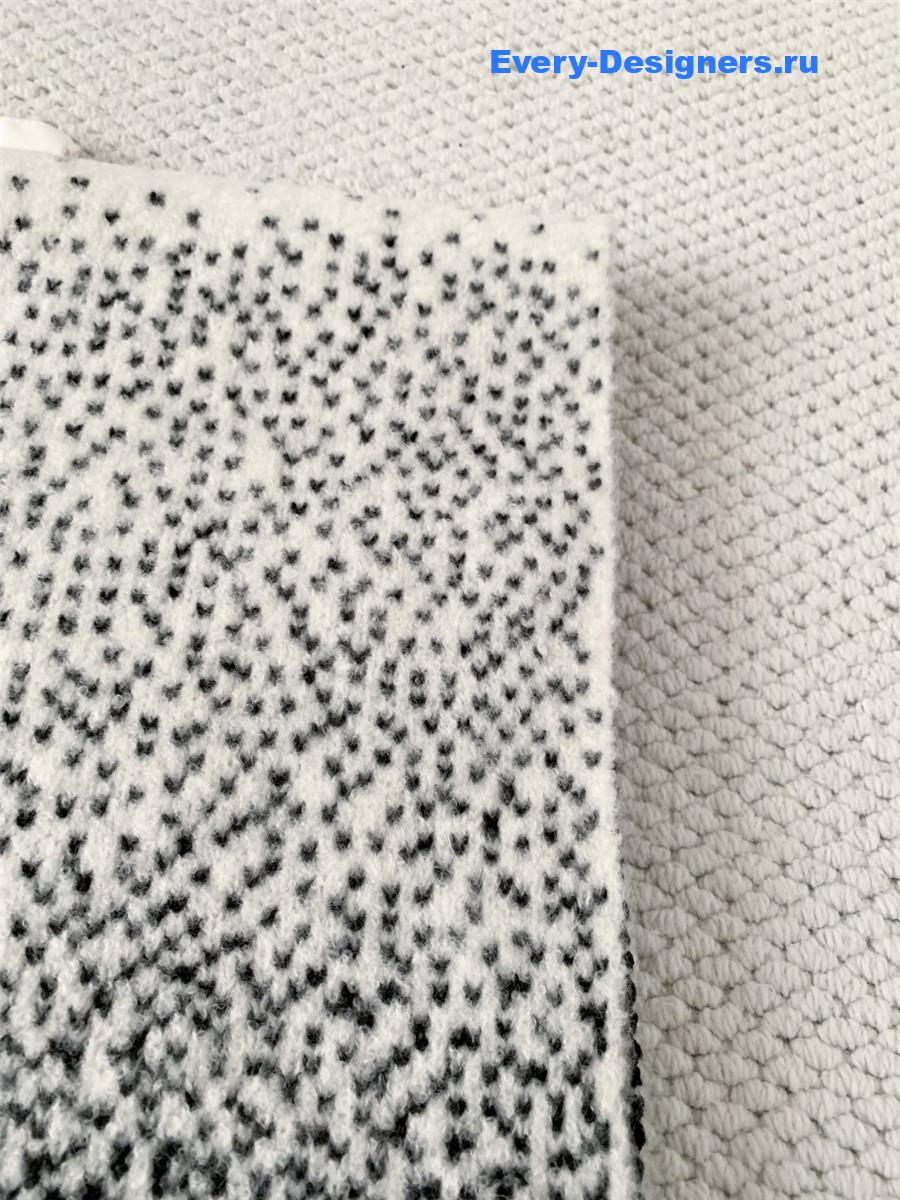 Ch**el black white gradient scarf