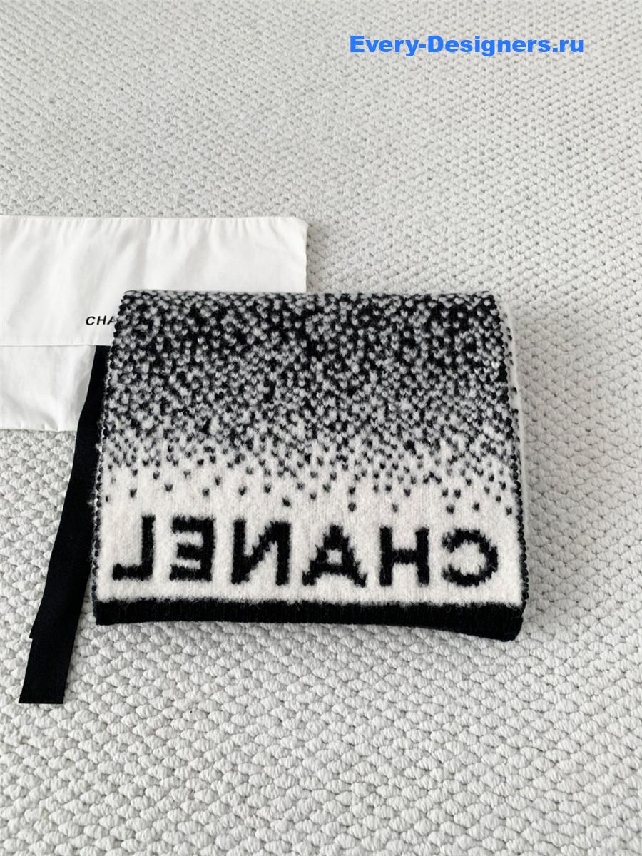 Ch**el black white gradient scarf