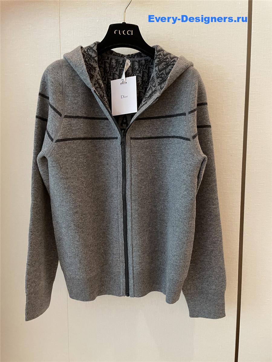 D10r oblique reversible gray hooded cardigan