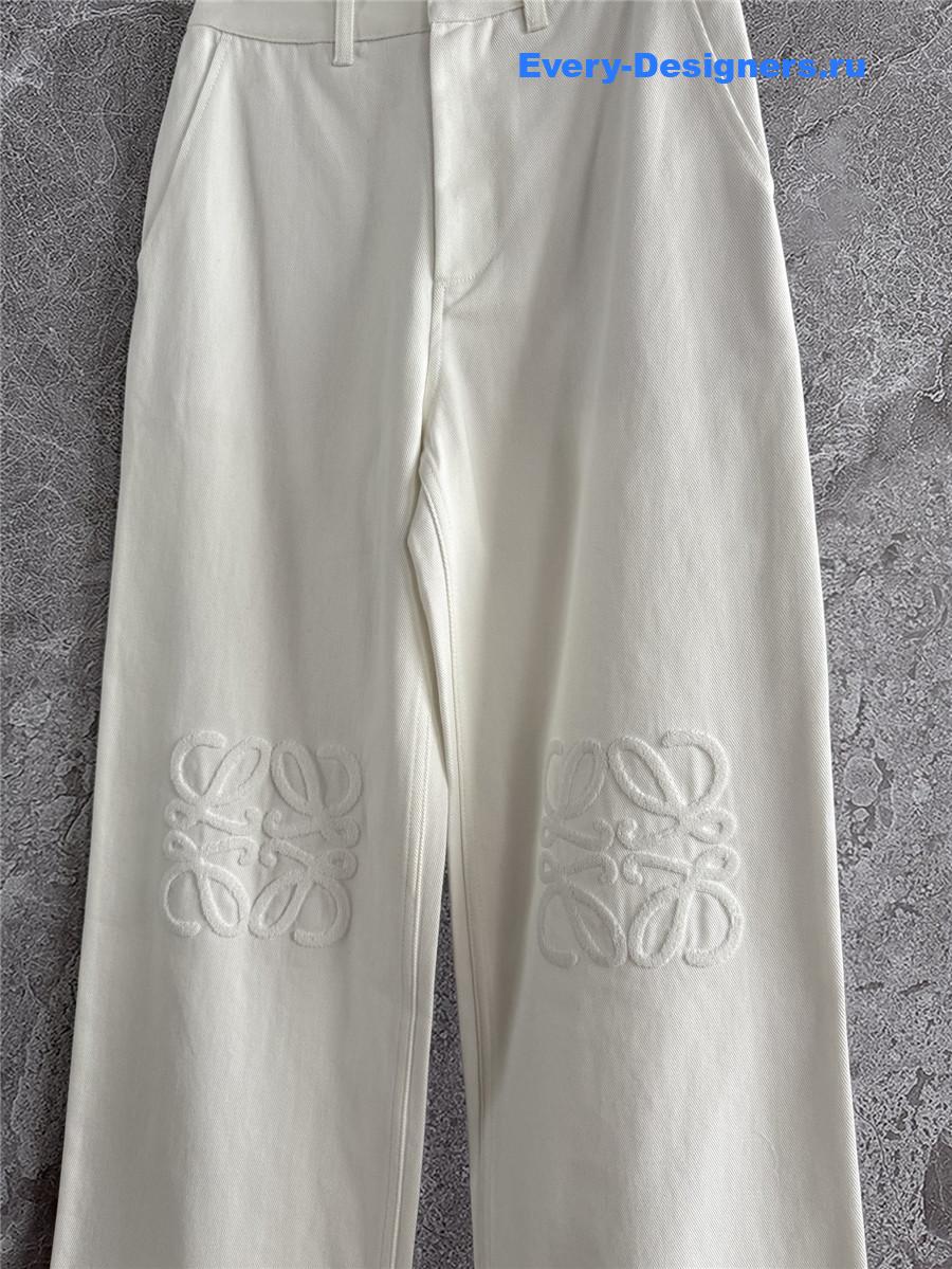 L0ew* anagram embroidered white jeans