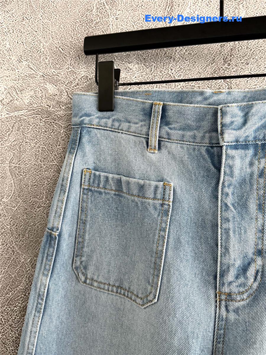 D10r light blue wash wide leg jeans