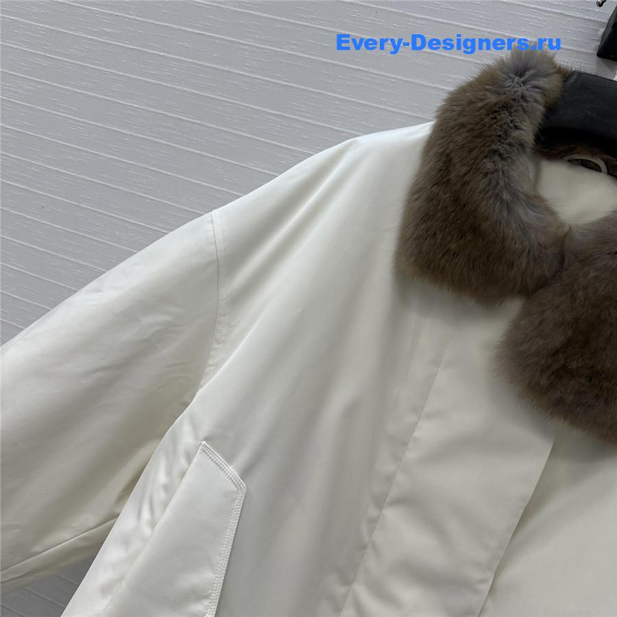 The R0w white collared jacket down jacket