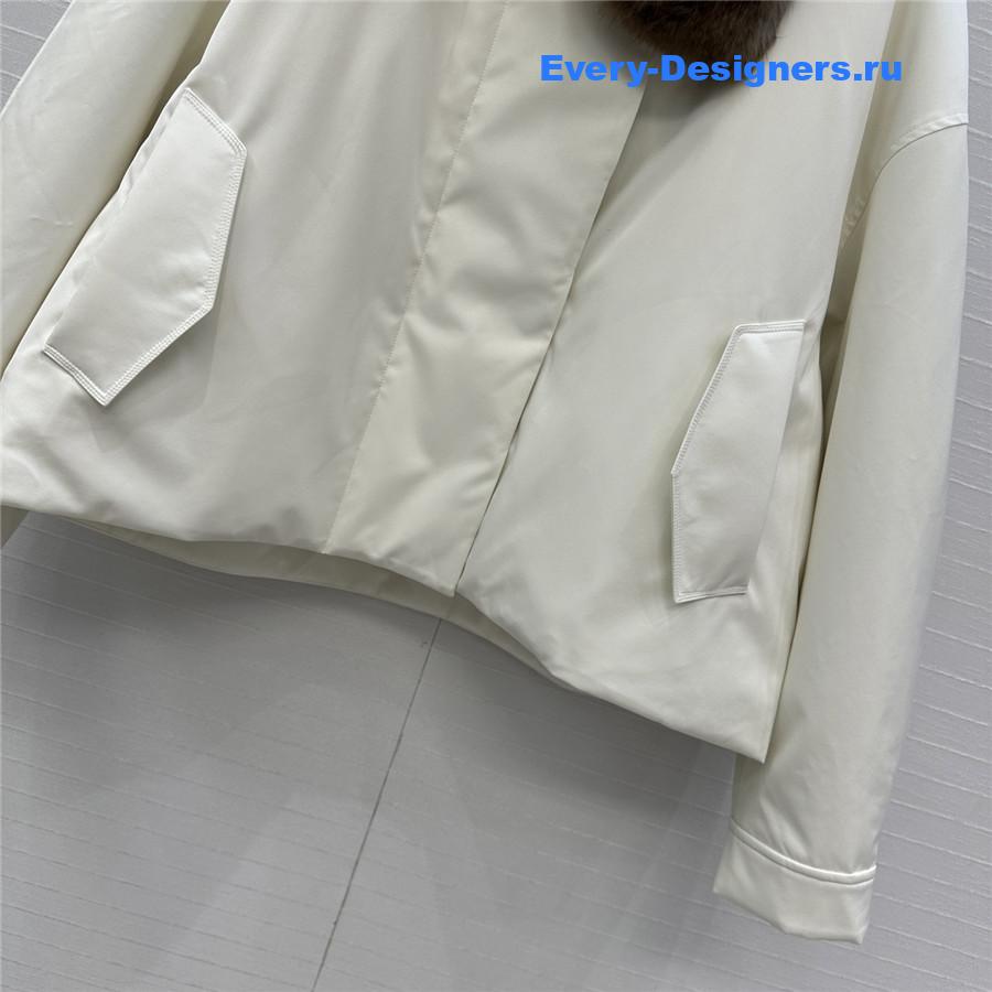 The R0w white collared jacket down jacket