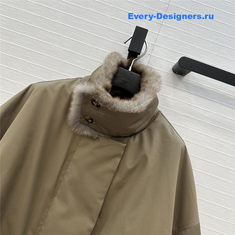 The R0w brown collared jacket down jacket