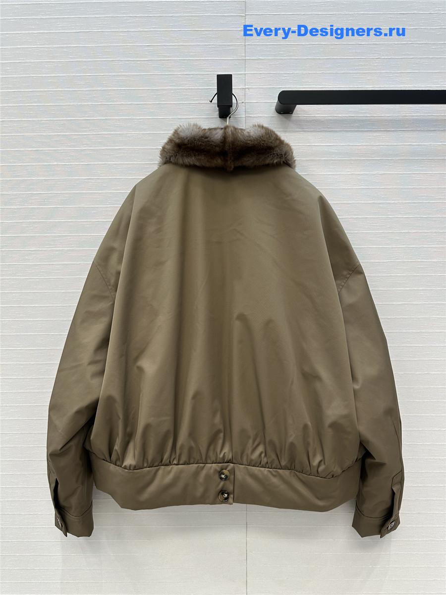 The R0w brown collared jacket down jacket