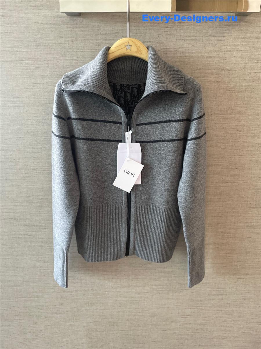 D10r reversible gray cashmere-blend knit cardigan