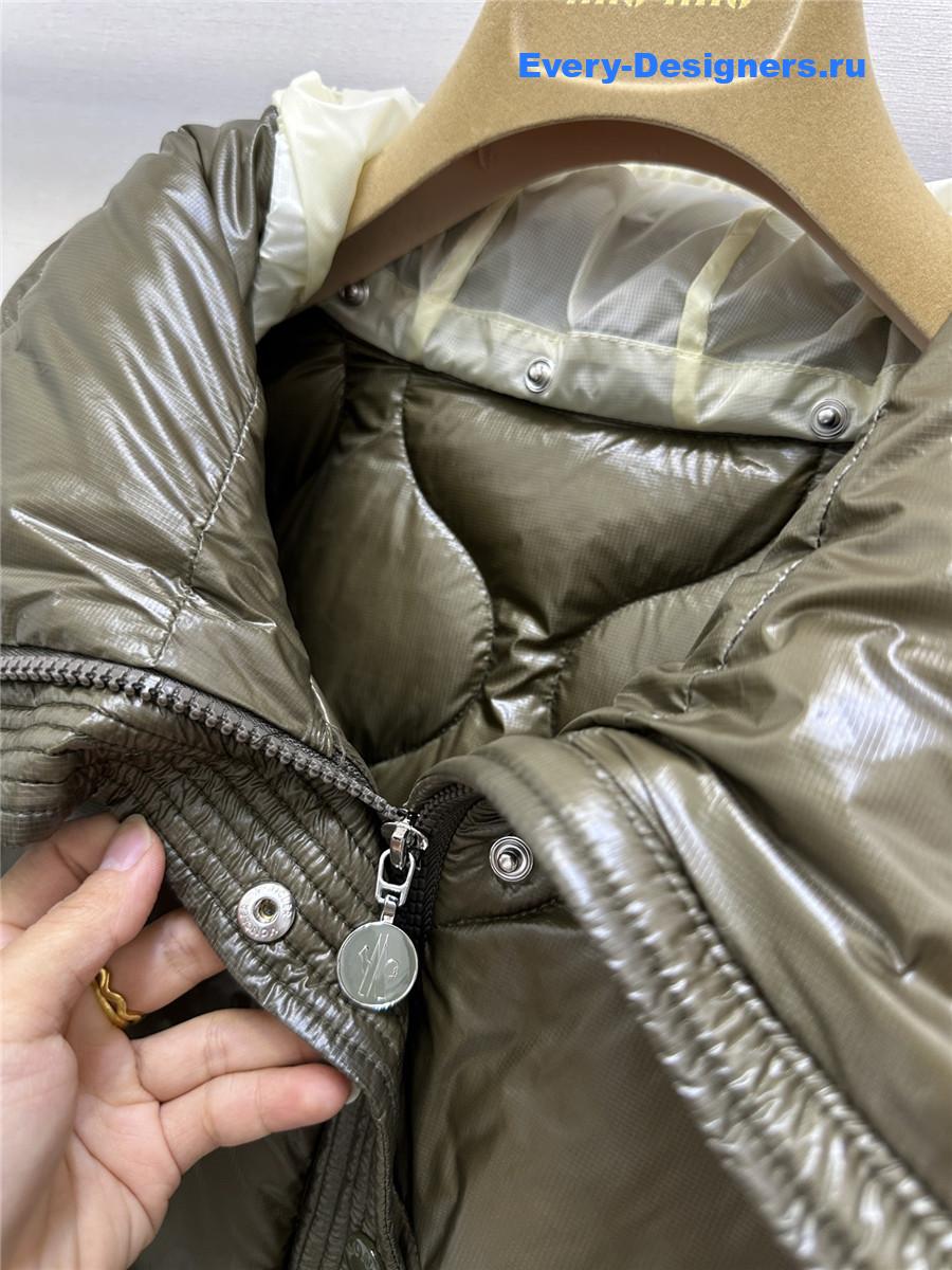 Moncler Green Lombi Short Down Parka