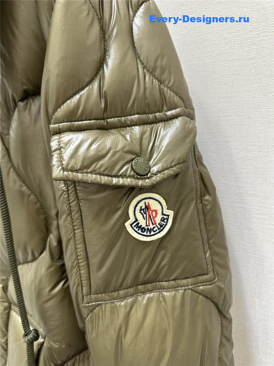 Moncler Green Lombi Short Down Parka
