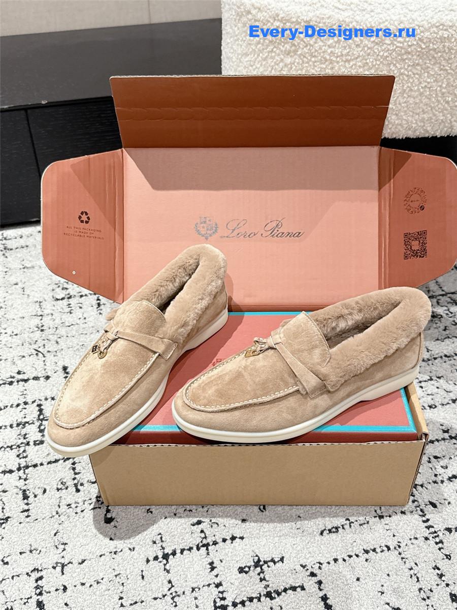 L0r0 P1ana beige shearling-trim suede loafers