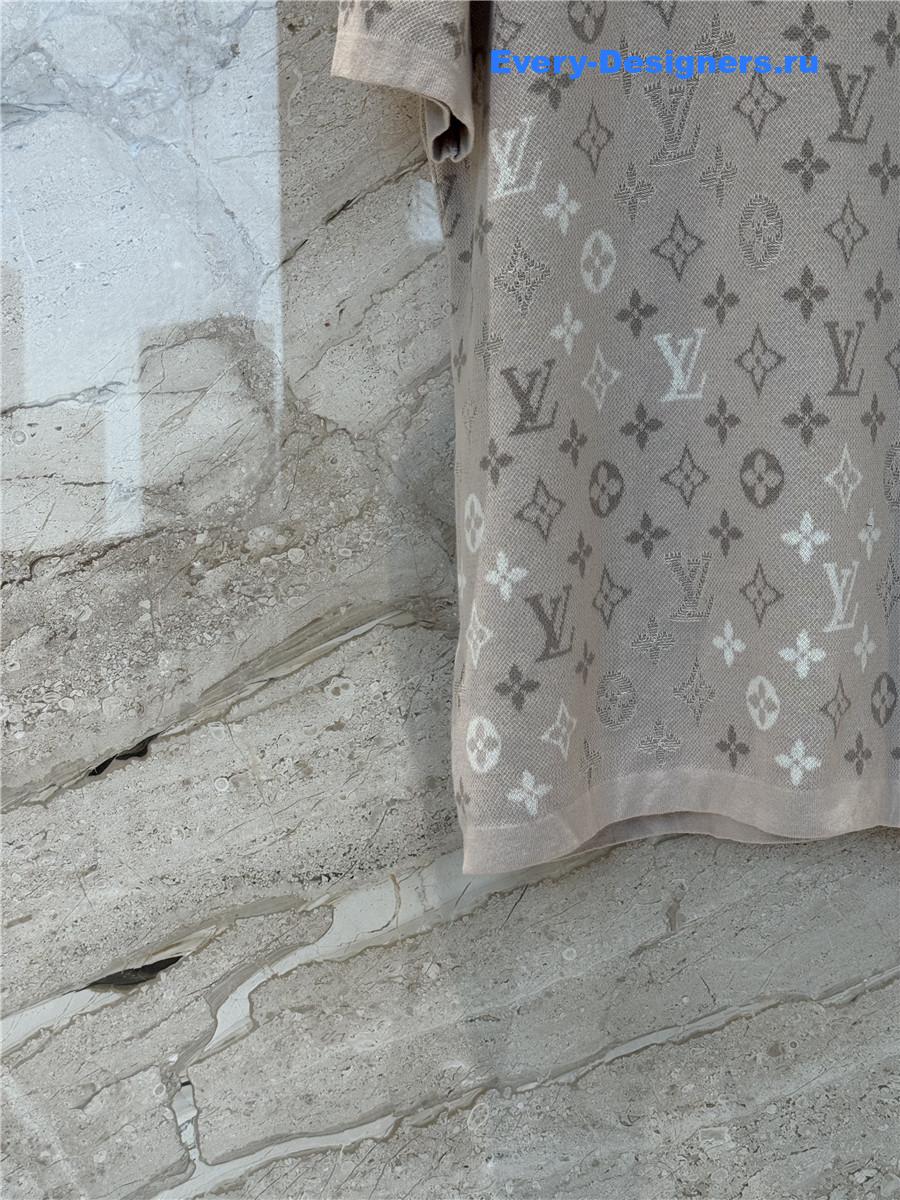 l0vis Vvtt0n monogram beige gradient t-shirt